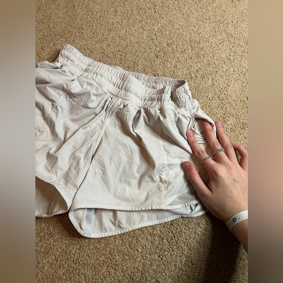 lululemon hotty hots - Picture 2 of 5